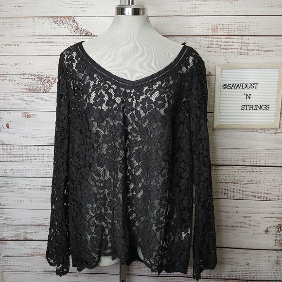Love & Legend Lace Bell Sleeve Top Size 14 - Picture 2 of 15